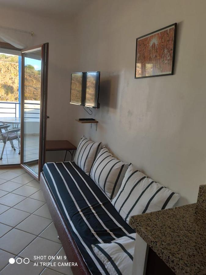 Studio Avec Piscine Et Wifi A Cabonegro カボ・ネグロ エクステリア 写真